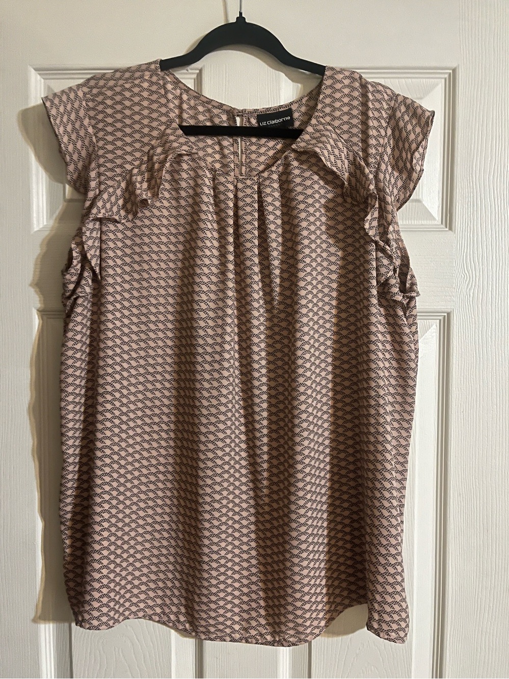 Liz Claiborne Blush Pink Geometric Flutter Sleeve Blouse